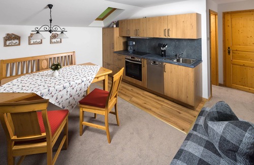 Schwob Apartment | Ferienwohnung 2 für 2 bis 4 Personen, 75 qm, 2 Schlafzimmer, Balkon