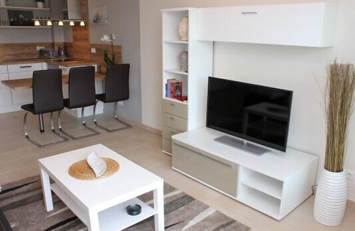 Ostseebad Dierhagen Apartment | Ferienwohnung mit Balkon und Eingeschränktem Ostseeblick Direkt Hinter der Düne