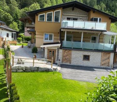 Bramberg am Wildkogel Apartment | Ferienwohnung Wildkogelblick
