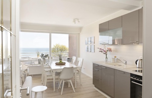 Scharbeutz Apartment | Ferienwohnung 24 mit Balkon in der Strandburg in Scharbeutz