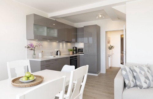 Scharbeutz Apartment | Ferienwohnung 24 mit Balkon in der Strandburg in Scharbeutz