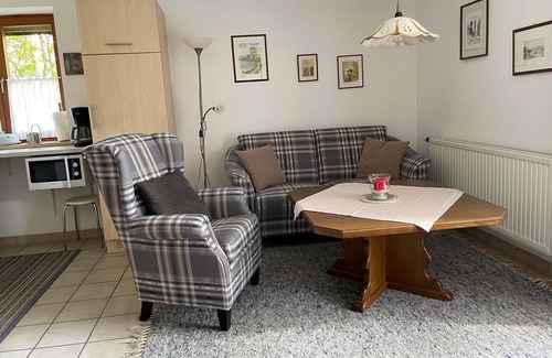 Bad Endorf Apartment | Ferienwohnung, 43 qm Erdgeschoss, 1 Separates Schlafzimmer