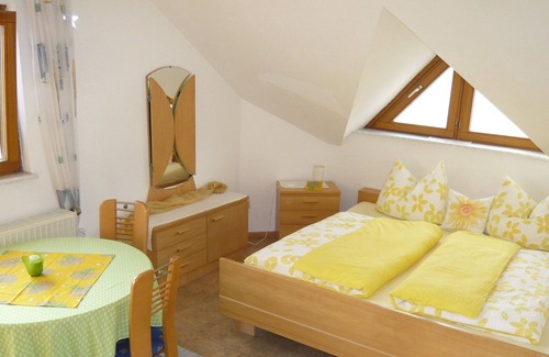Wyhl Apartment | Ferienwohnung 60qm, 2 Schlafzimmer, max. 4 Personen