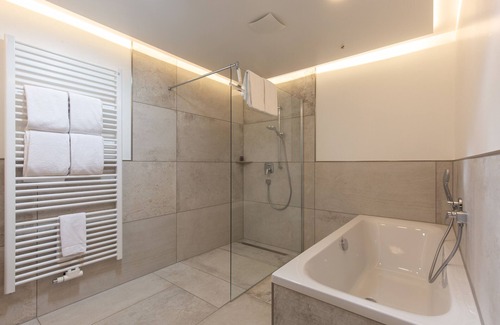 Naumburg Apartment | Ferienwohnung/app. für 4 Gäste mit 86m² in Naumburg
