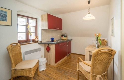 Großjena Apartment | Ferienwohnung/app. für 3 Gäste mit 25m² in Freyburg