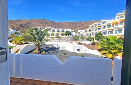 Giniginamar Apartment | Ferienwohnung Aurora in Giniginamar, Meerblick, Gemeinschaftspool