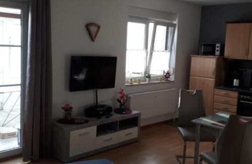 Neubrandenburg Apartment | Ferienwohnung Brodaer Holz