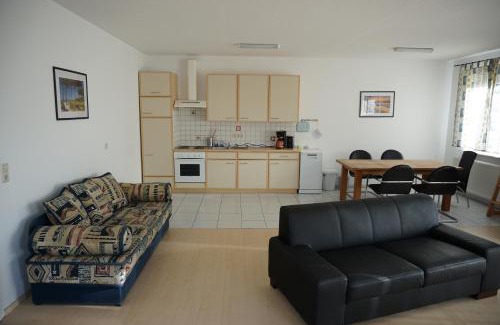 Rethwisch Apartment | Ferienwohnung Hahn