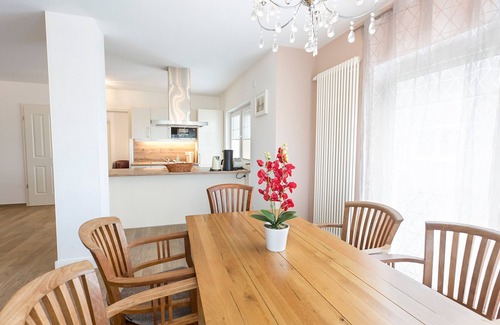 Kroeslin Apartment | Ferienwohnung Greifswalder Oie - Villa Vier Inselblick