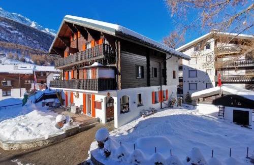 Saas-Fee Apartment | Ferienwohnung Delphin