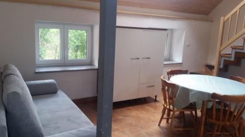 Ajdovscina Apartment | Ferienwohnung Für 4 Personen Ca 60 M Sup2 In Gozd, Krain Innerkrain