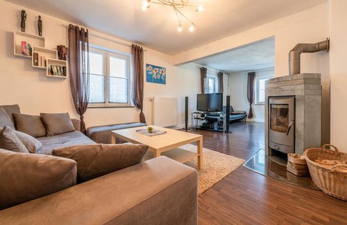 Fischach Apartment | Ferienwohnung Fischach