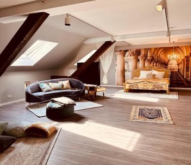 Kleinblittersdorf Apartment | Ferienwohnung Honeymoon Deluxe Wellness mit Sauna auf Schloss Falkenhorst