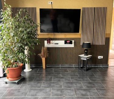 Ettinghausen Apartment | Ferienwohnung "Im Herzen des Westerwalds"