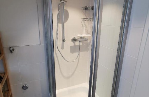 Altenerding Apartment | Ferienwohnung Klettham