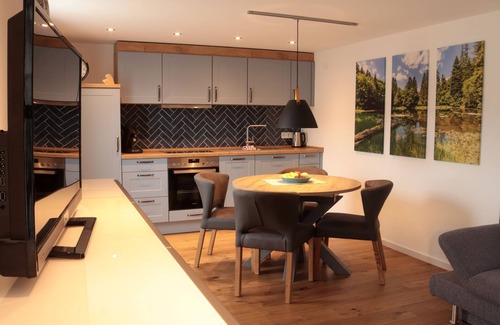 Grafschaft Apartment | Ferienwohnung Mühlenteich 36qm, 1 Schlafzimmer, Balkon 24qm, Max. 2 Personen