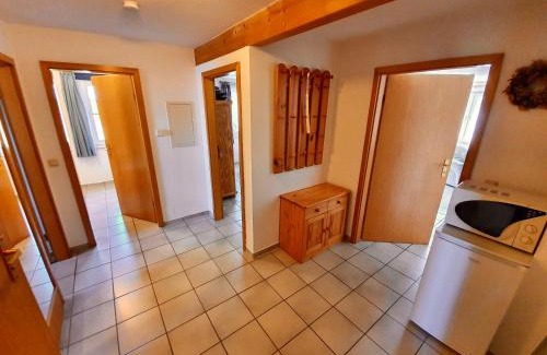 Wenkendorf Apartment | Ferienwohnung Matschak OG links