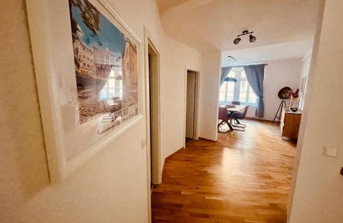Erfurt Old Town Apartment | Ferienwohnung Mey Krämerbrückenblick