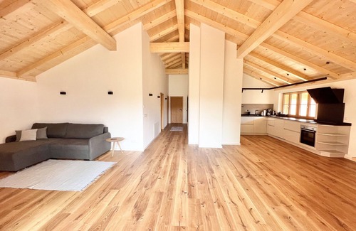 Siegsdorf Apartment | Ferienwohnung Mia, 100m², 2 Schlafzimmer, Wlan