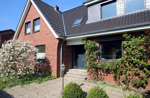 Wrixum House | Ferienwohnung mit Garten, Insgesamt 6- Zimmern, 4 SZ und 3 Bädern auf ca. 160qm
