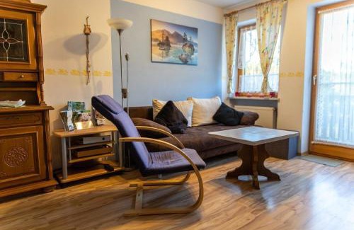 Weissenstadt Apartment | Ferienwohnung Mit Zwei Schlafzimmern Und Balkon