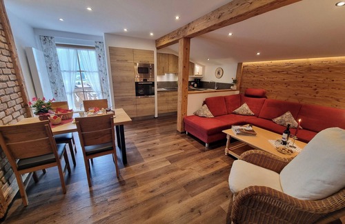 Eck Apartment | Ferienwohnung "Rauschberg" für 2 Personen mit Süd- und Nordbalkon, 65 m²