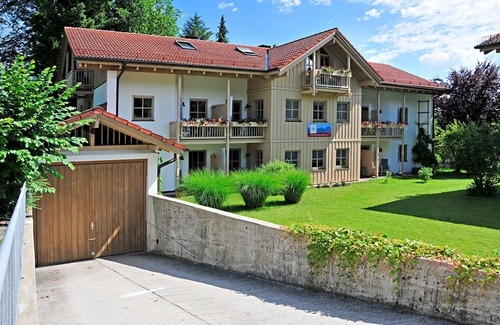 Bad Feilnbach Apartment | Ferienwohnung Schwarzenberg, bis 4 Personen, 1 Seperates Schlafzimmer, 1. OG, Südbalkon