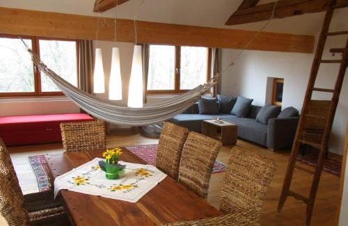 Leutzmannsdorf Apartment | Ferienwohnung Siloblick