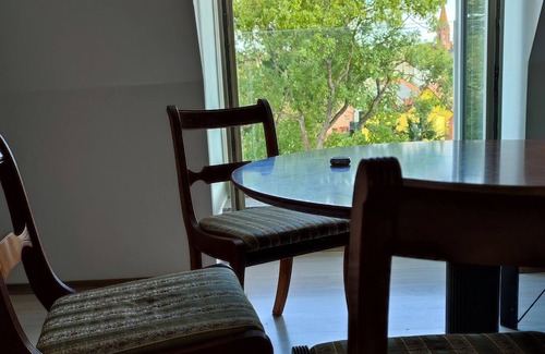 Ueckermuende Apartment | Ferienwohnung Stadtblick mit 55qm - im Logenhaus Ueckermünde