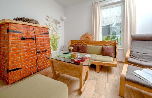 Neuendorf Apartment | Ferienwohnung Storchennest