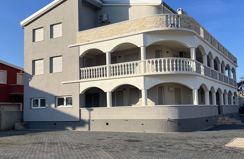 Vir Apartment | Ferienwohnung Villa Helan Direkt am Meer Insel Vir
