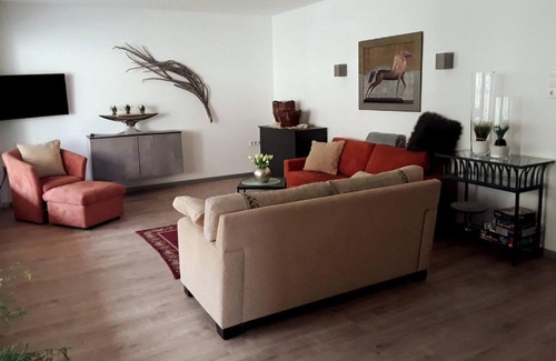 Meschede Apartment | Ferienwohnung Waldblick