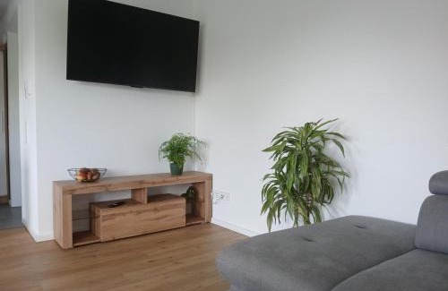Simmersfeld Apartment | Ferienwohnung Waldlichtung