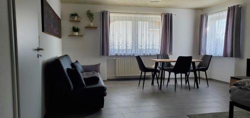 Rehlings Apartment | Ferienwohnung Weißensberg "Berg-Seeblick"