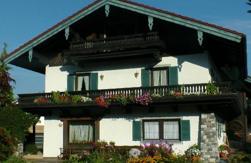 Kreuzfeld Apartment | Ferienwohnung Zinnkopf für 2 Personen mit Balkon, Separater Schlafraum, 40 m²