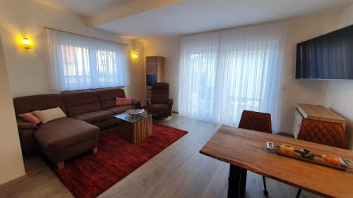 Zinnowitz Apartment | Ferienwohnungen "Godewind", Appartements mit Balkon oder Terrasse