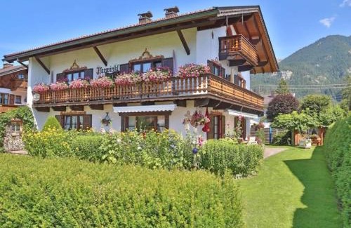Kruen Apartment | Ferienwohnungen Isarwinkel