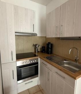 Altenkirchen Apartment | Ferienwohnungen Zur alten Schule