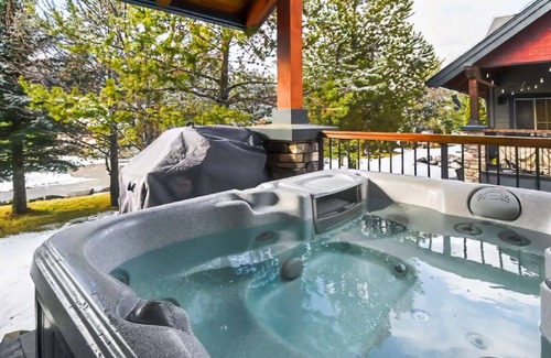 East Kootenay House | Fernie - Pinnacle Ridge Chalet 45-101