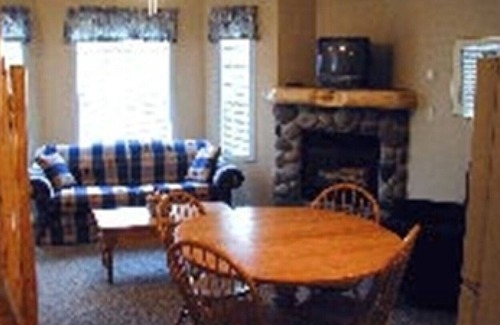 East Kootenay Condo | Fernie Stanford Hotel & Resort - Two bedroom, 2 bathroom Condo -NO PETS