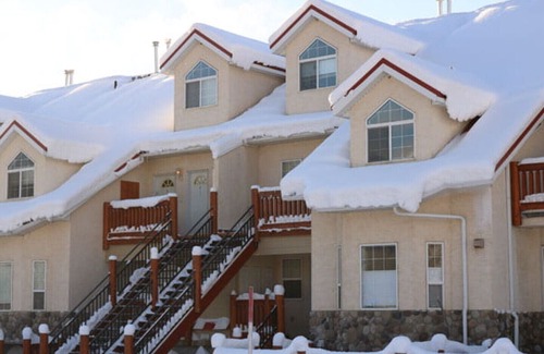 East Kootenay Condo | Fernie Stanford Hotel & Resort - Deluxe 3 Bedroom, 3 bathroom Condo-No Pets