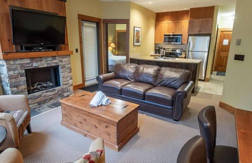 East Kootenay Condo | Fernie - Timberline Lodges Juniper #612