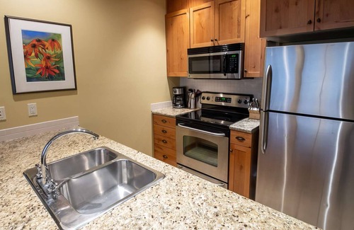 East Kootenay Condo | Fernie - Timberline Lodges Juniper #612