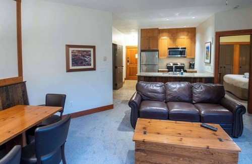 East Kootenay Condo | Fernie - Timberline Lodges Juniper #618