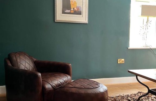 Richmond House | Fernlea Mews, luxury 2 bed 2 bath holiday home, central Richmond, Swaledale