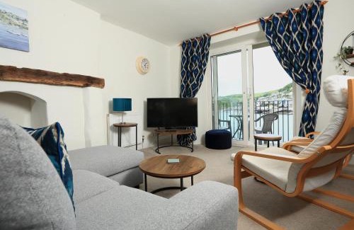 Dartmouth Apartment | Ferry View