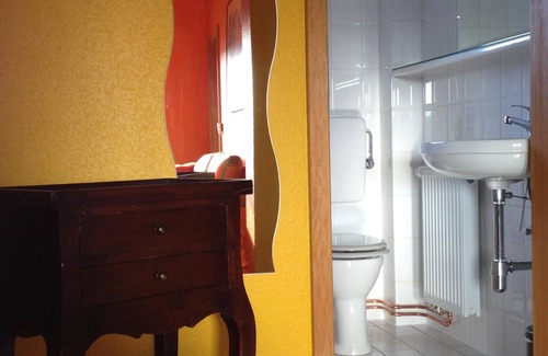 Unterluess Apartment | FeWo Heide-Tour in the old railway house