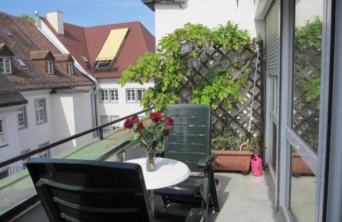 Old Town Apartment | FeWo - Mitten In Freiburg