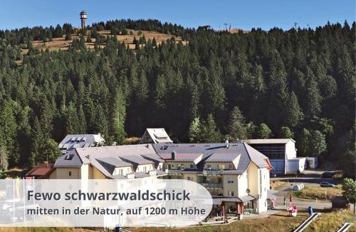 Feldberg Apartment | FeWo schwarzwaldschick Feldberg I wandern & biken ab Haustür I Whirlpool & Wlan & Balkon & Tiefgarage