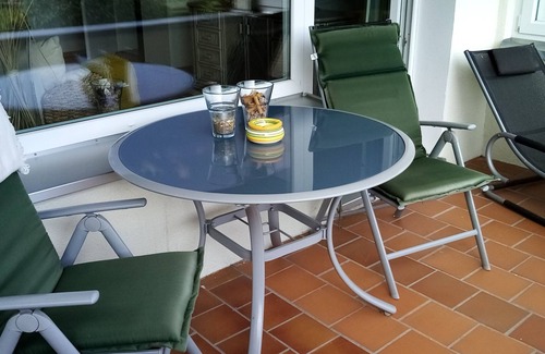 Hehlen Apartment | FEWO Summertime directly on the Weser in the beautiful Weserbergland